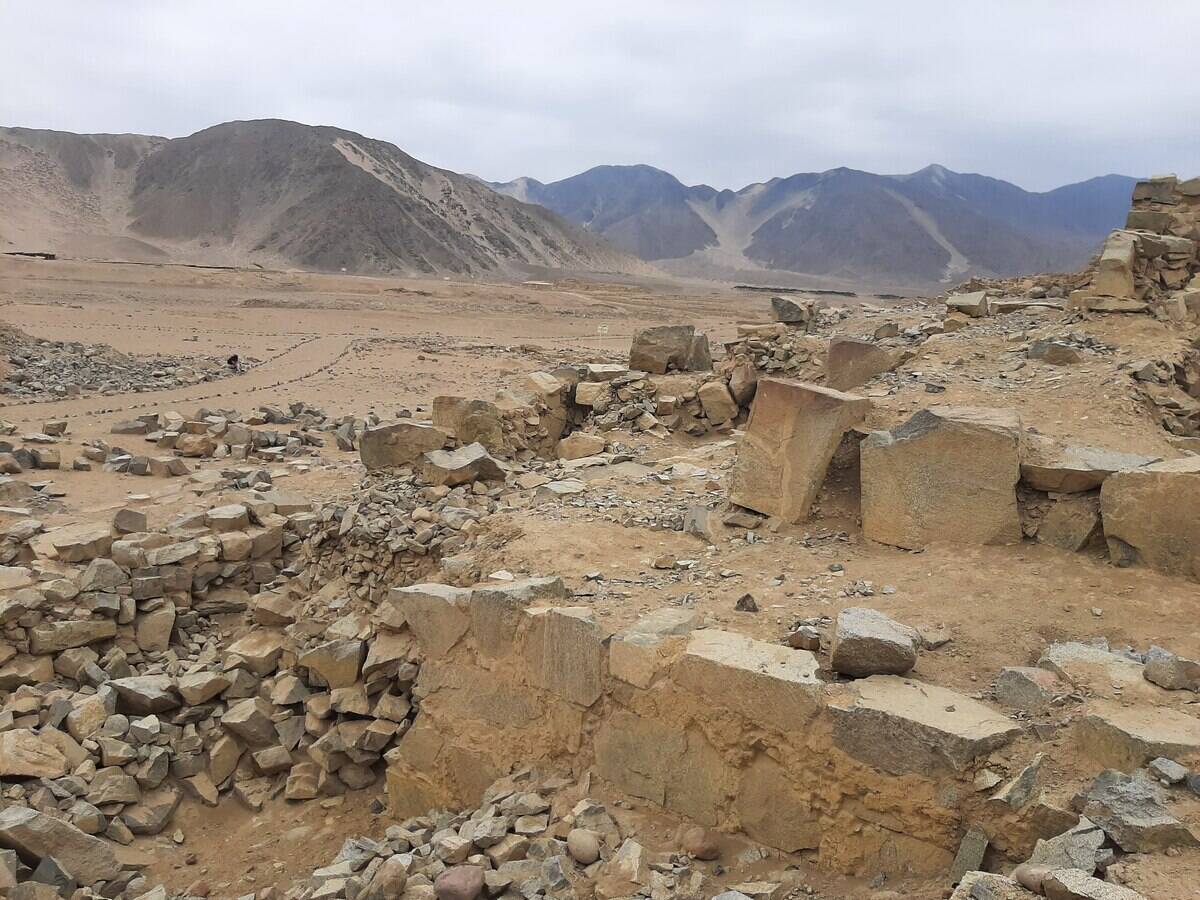 3840px-Caral-Supe_(23)