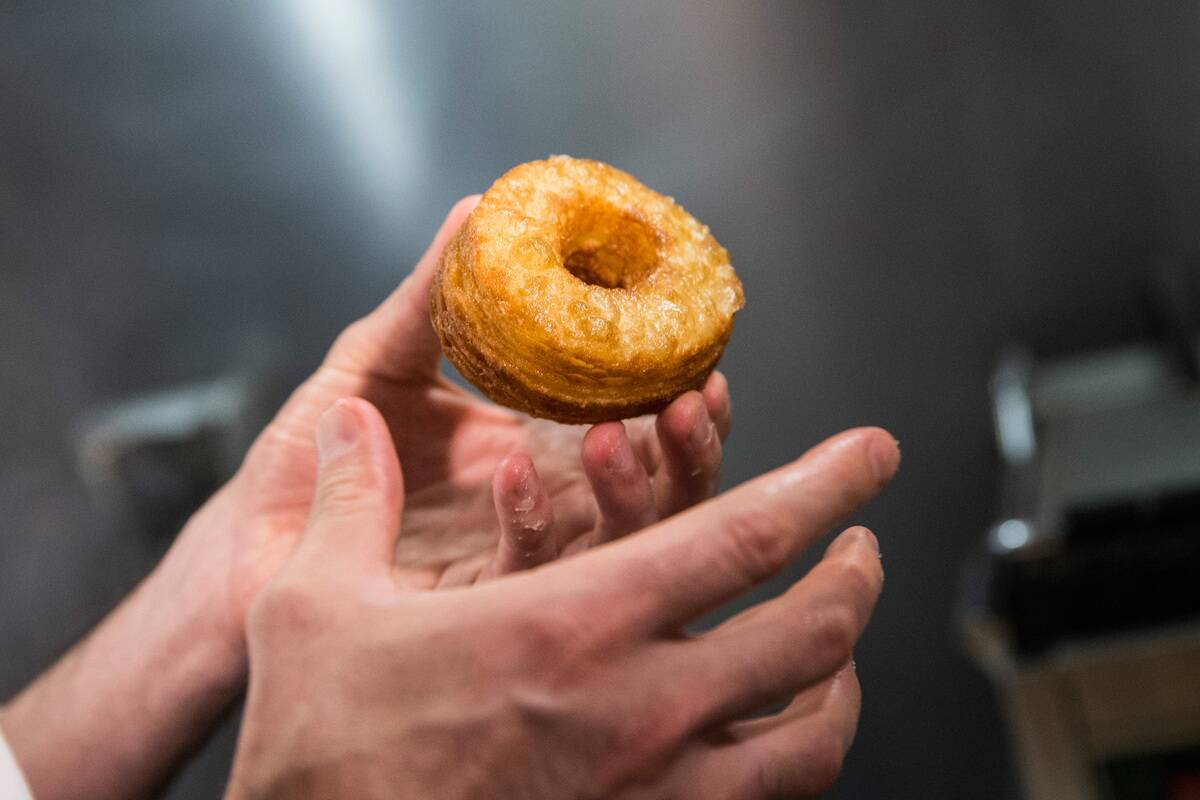 Croissant-Doughnut Hybrid Launches Foodie Frenzy